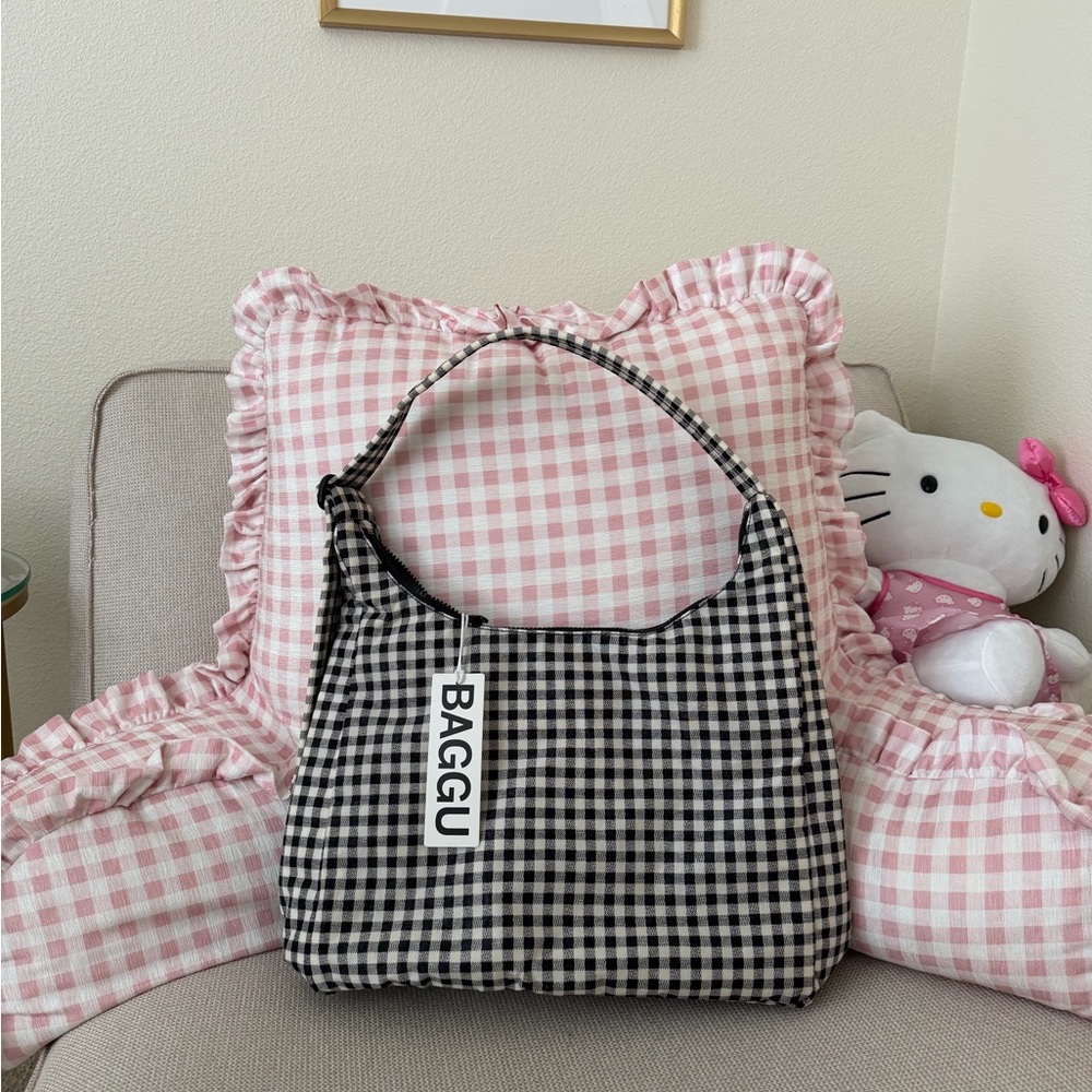 NWT Baggu Gingham Nylon Shoulder Bag - Regular